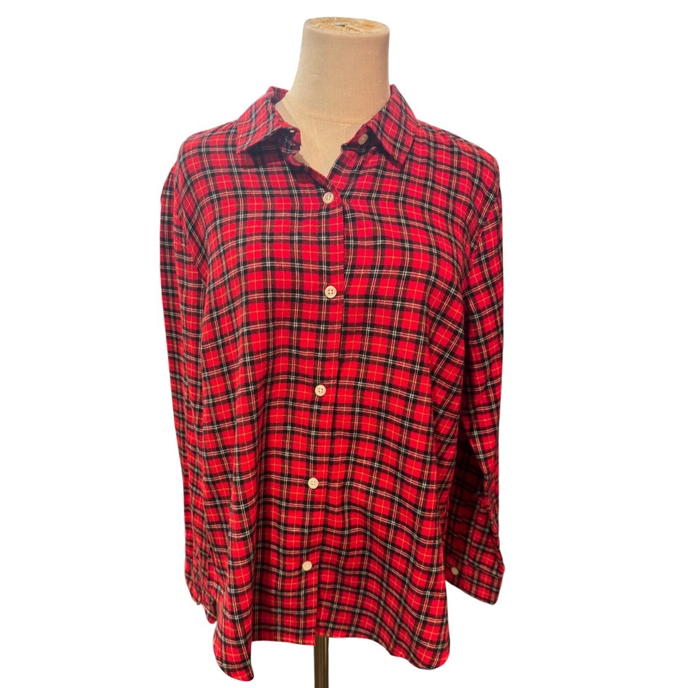 Old Navy The Classic Shirt Red Plaid Button Down Long Sleeve Cotton Womens L NEW